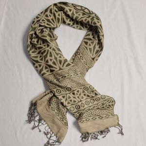 Elegant Pashmina/Silk  Beige and Green Celtic Trinity Knot Patterned Scarf